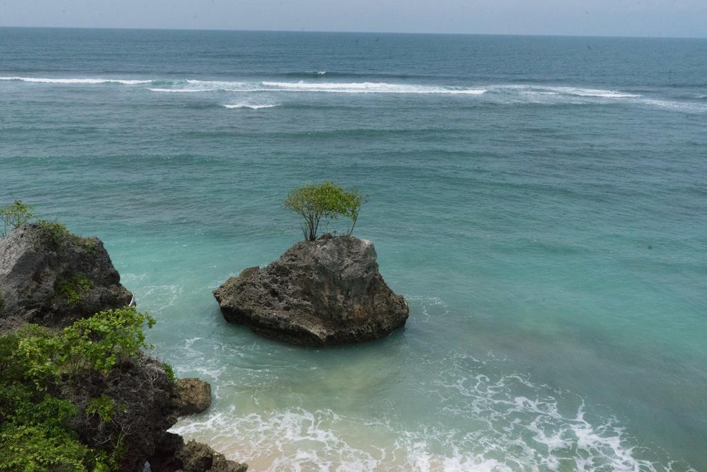 Deeksha Warung Bingin Beach House Pecatu (Bali) Bagian luar foto